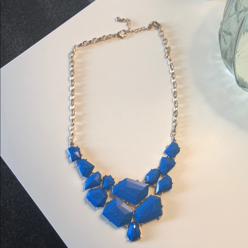 Statement necklace